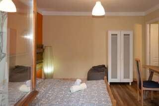 Хостелы Zen Hostel by Pura Vida Клуж-Напока Двухместный номер с 1 кроватью и собственной ванной комнатой-8