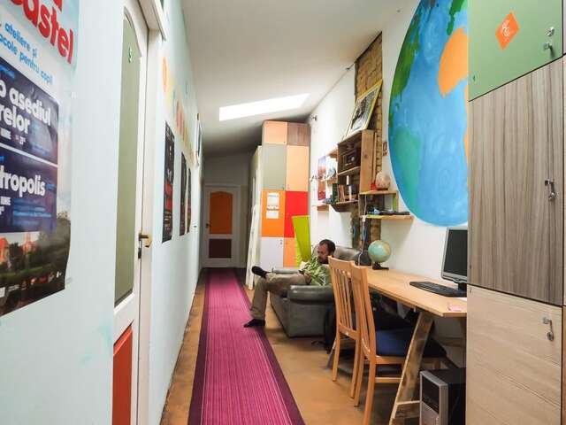 Хостелы Zen Hostel by Pura Vida Клуж-Напока-27